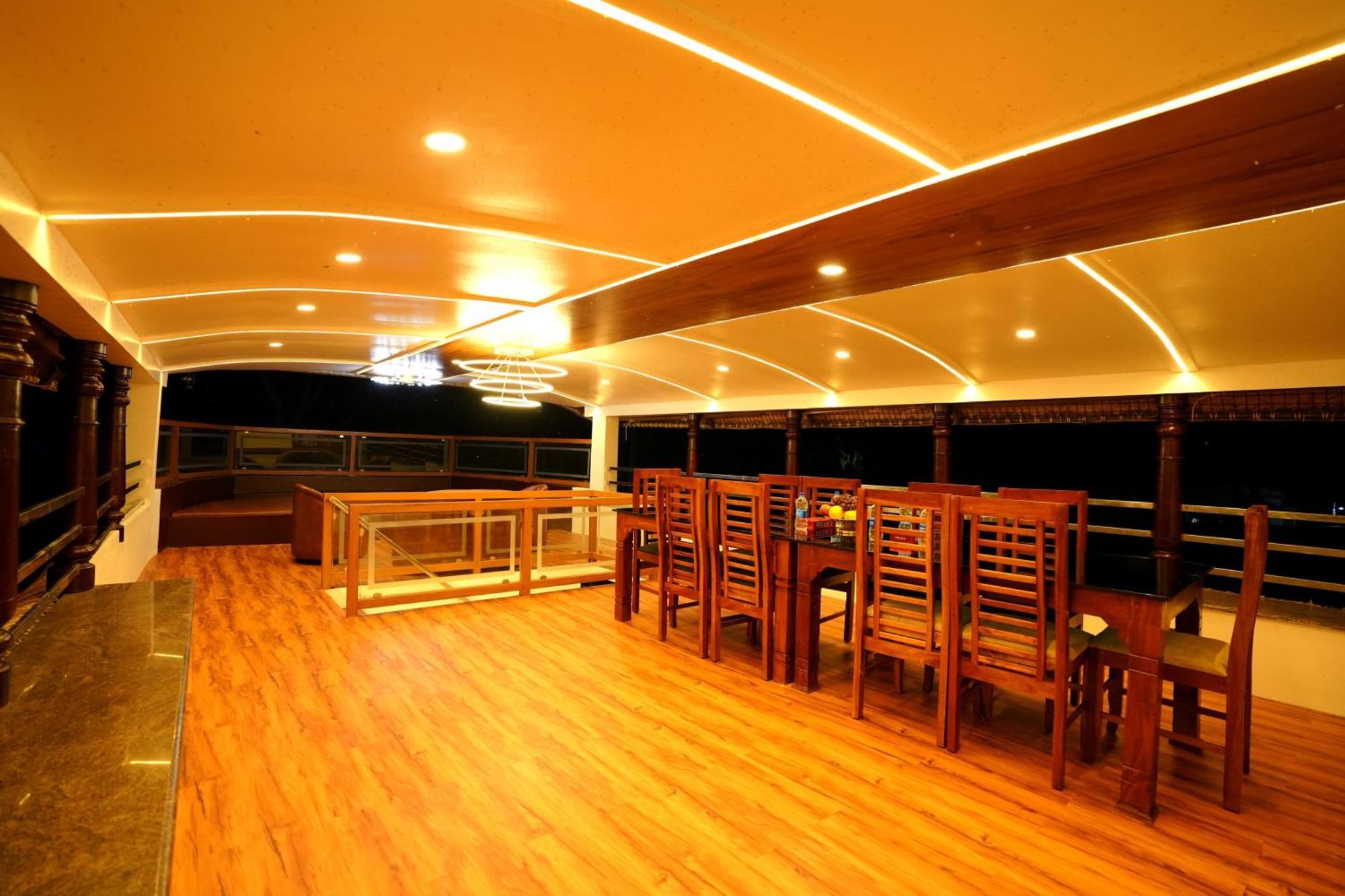 Indraprasthamlakecruise Alappuzha Zewnętrze zdjęcie