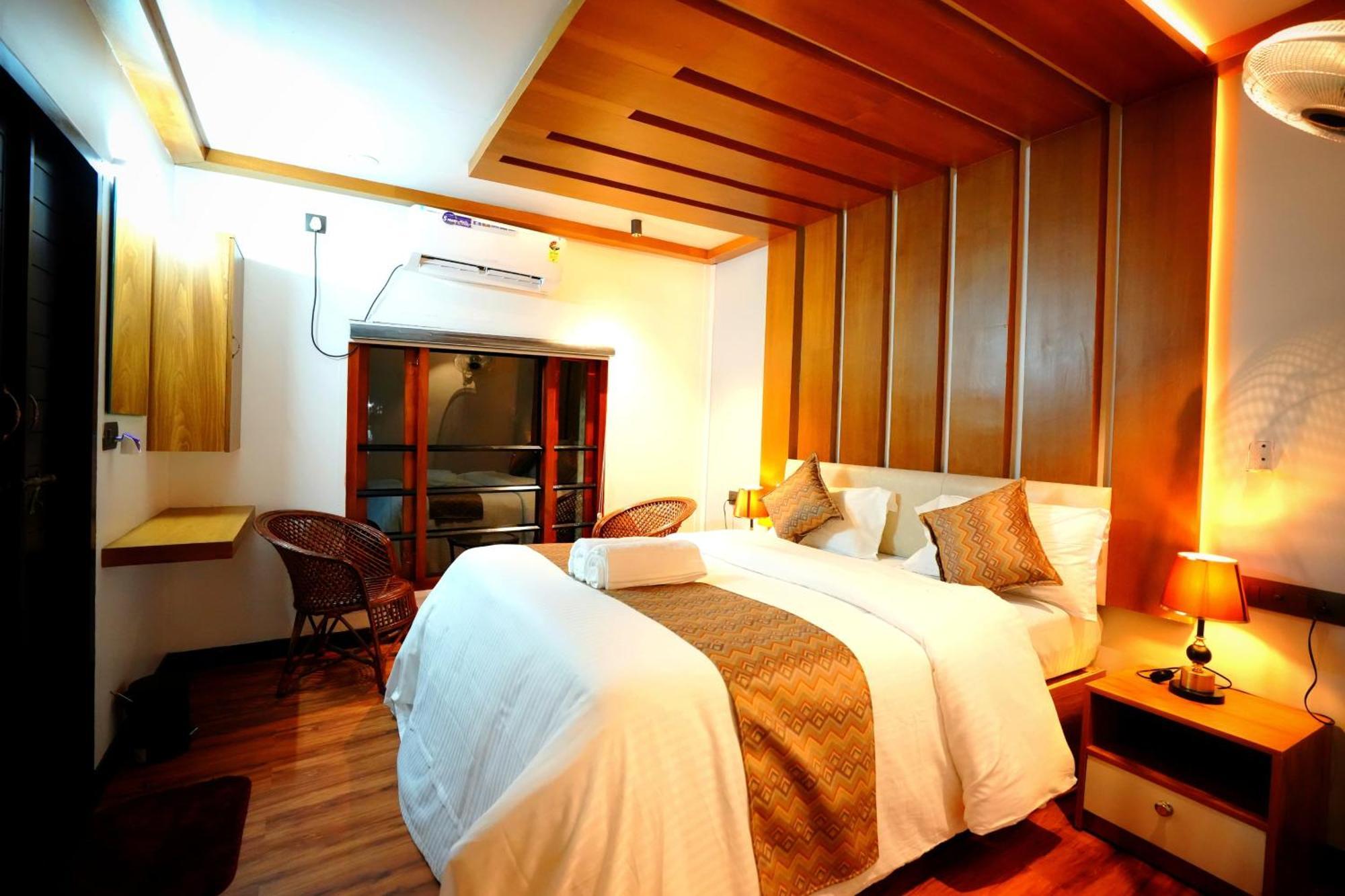Indraprasthamlakecruise Alappuzha Zewnętrze zdjęcie